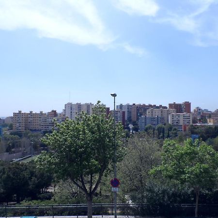 Cheap Booking Rooms L'Hospitalet de Llobregat Esterno foto