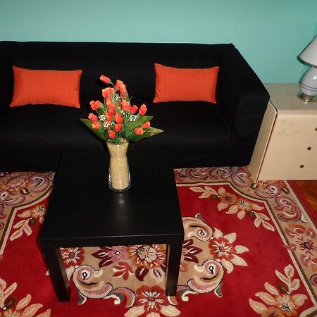 Cheap Booking Rooms L'Hospitalet de Llobregat Esterno foto